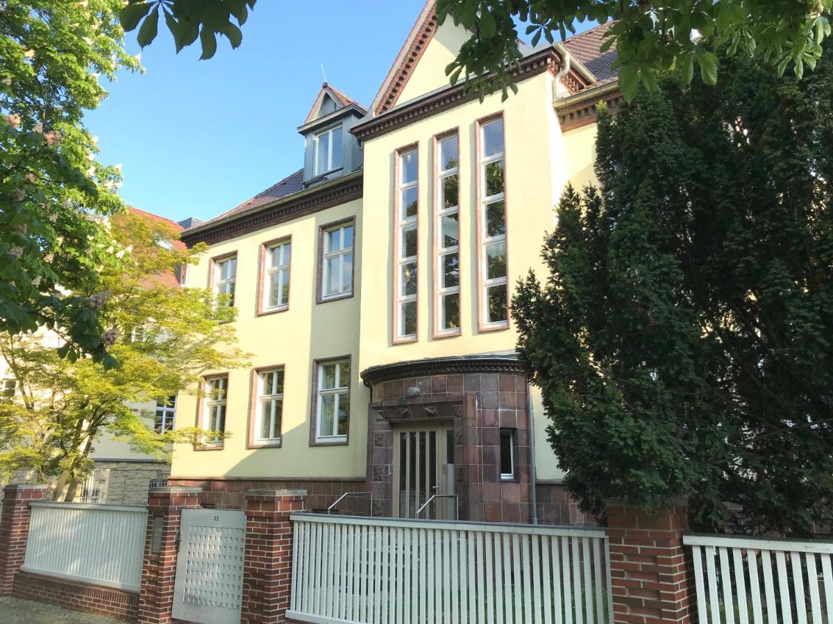 Ferienwohnungen Und Apartmenthaus Halle Saale - Villa Mathilda エクステリア 写真